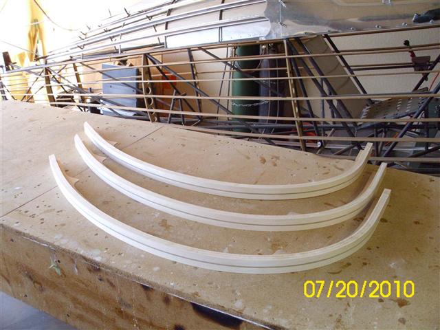 Completed wing tip bows