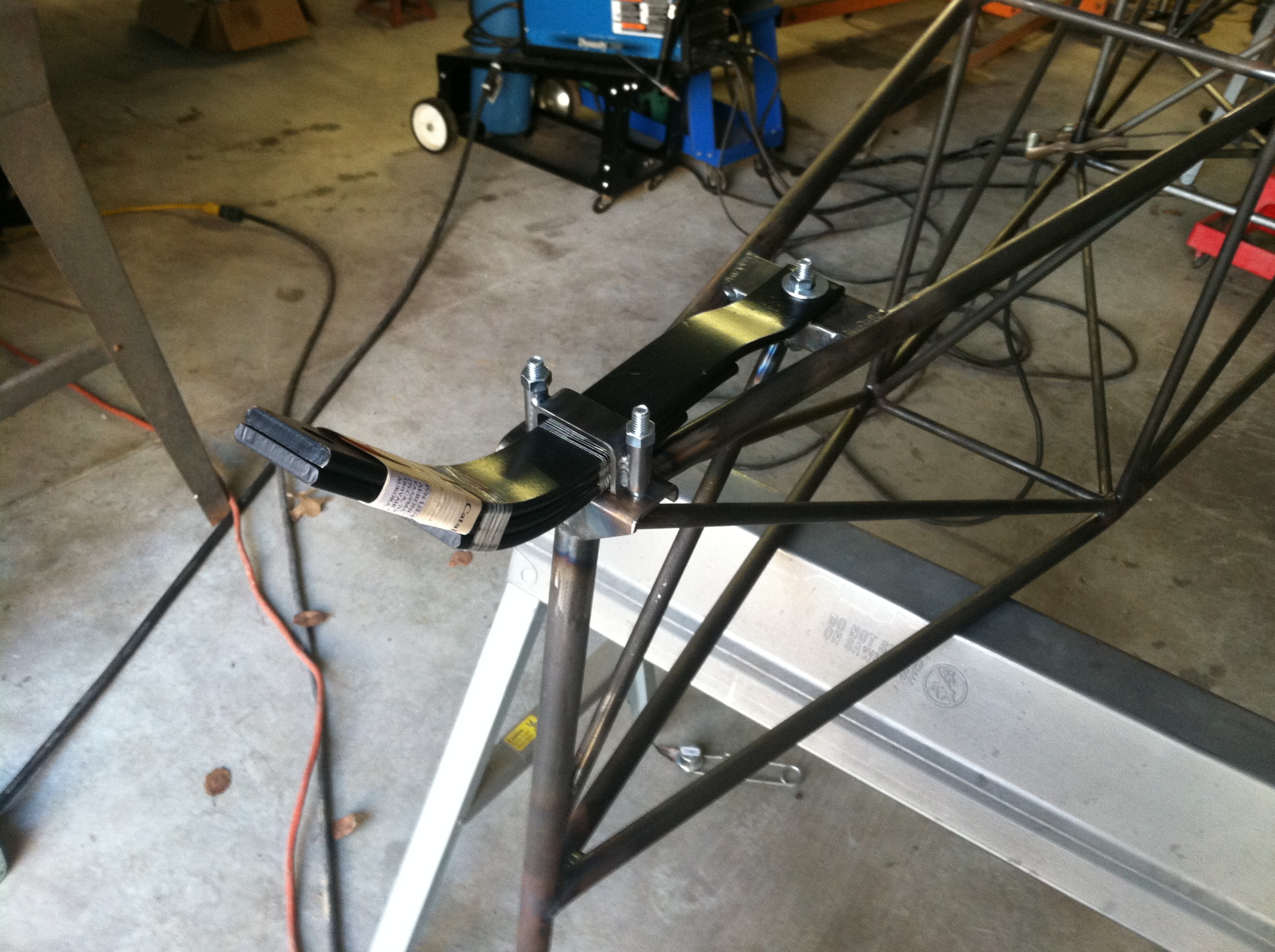 Tail wheel spring mount & bracket.JPG